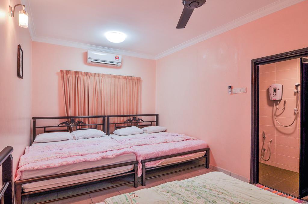 Chin Hua Holiday Home 5 Malacca Exterior photo