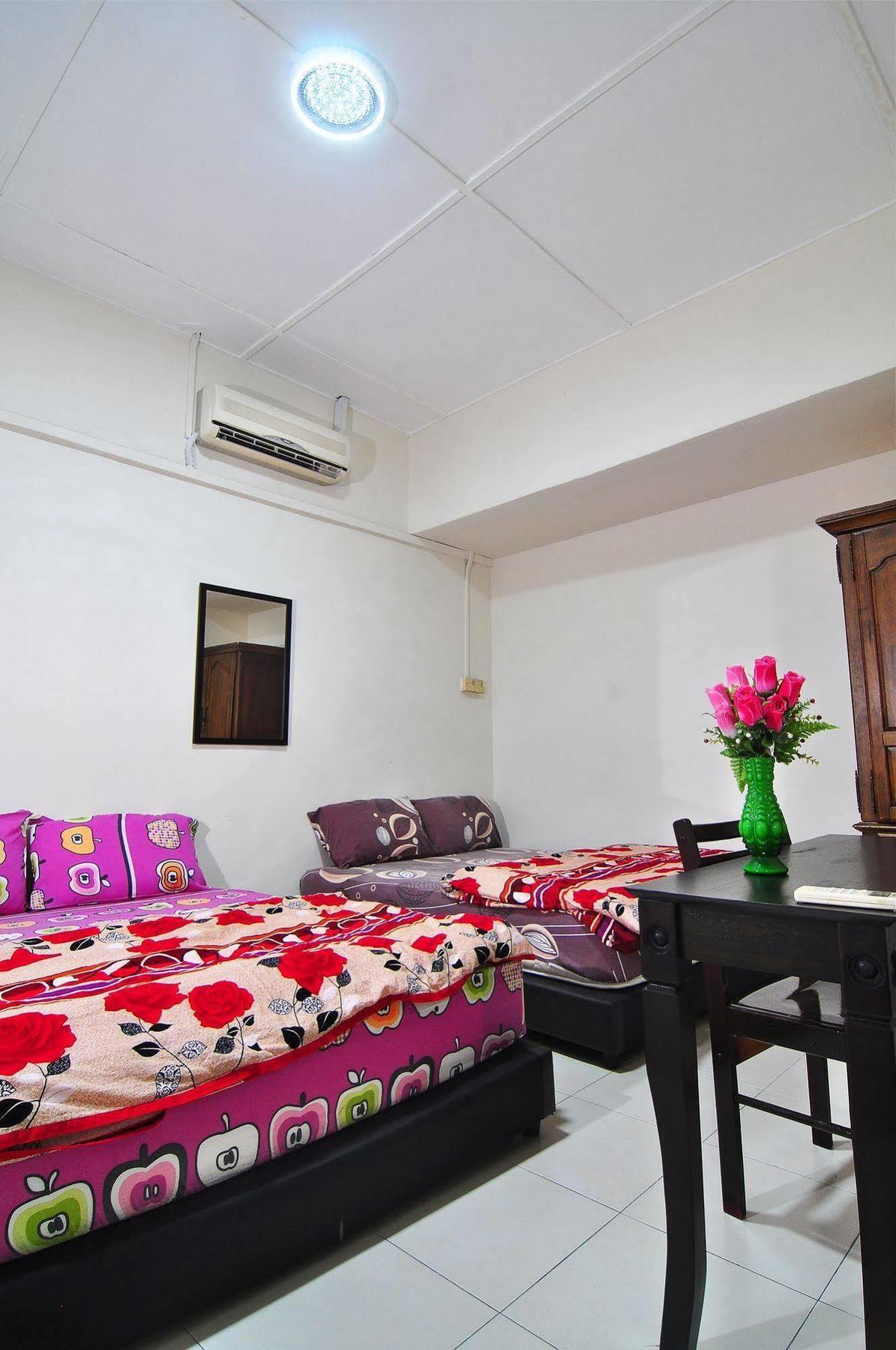 Chin Hua Holiday Home 5 Malacca Exterior photo